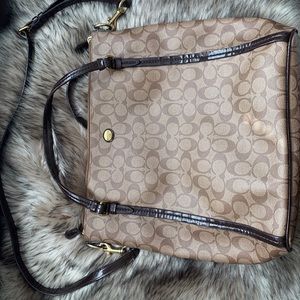 Large Coach Crossbody Purse